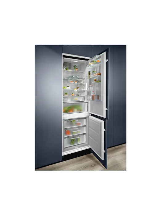 Встраиваемый холодильник Electrolux KNP7TE75S в магазине «На диване» в Челябинске  — Выгодная цена