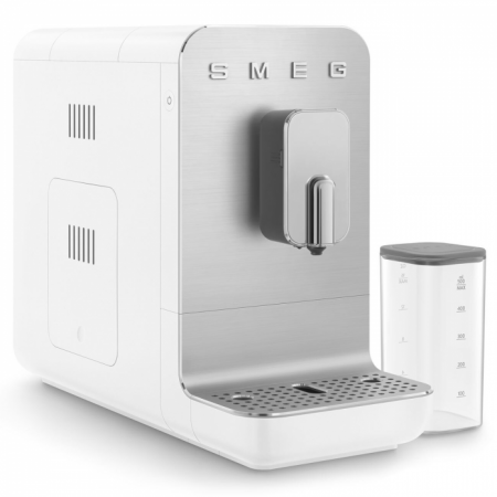 Автоматическая кофемашина Smeg BCC13WHMEU в магазине «На диване» в Челябинске  — Выгодная цена